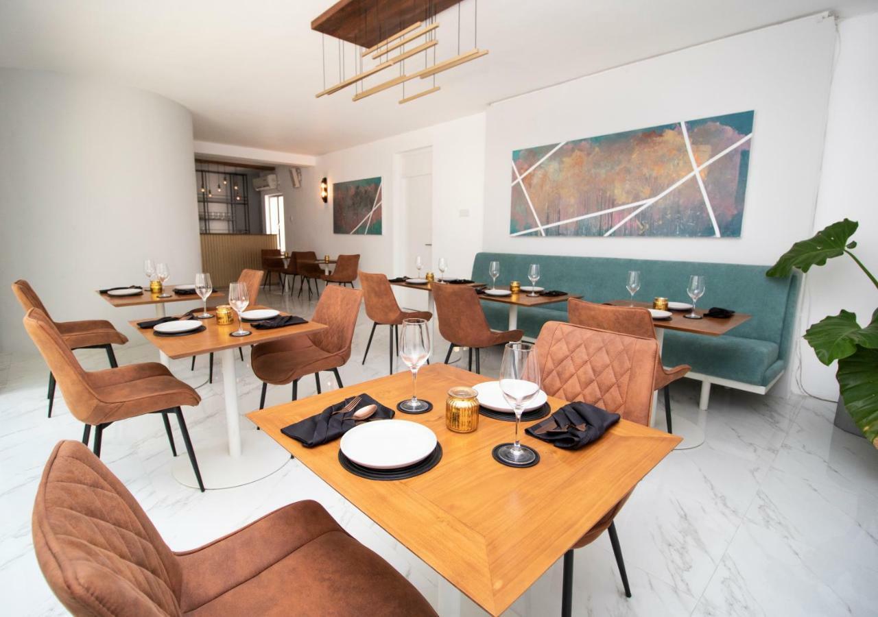 Colombo House By Ceilao Villas ภายนอก รูปภาพ