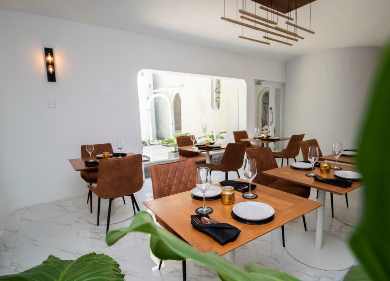 Colombo House By Ceilao Villas ภายนอก รูปภาพ